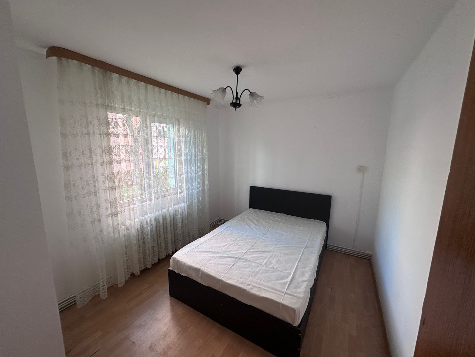 Apartament 2 camere- Zona Mihai Viteazu - 