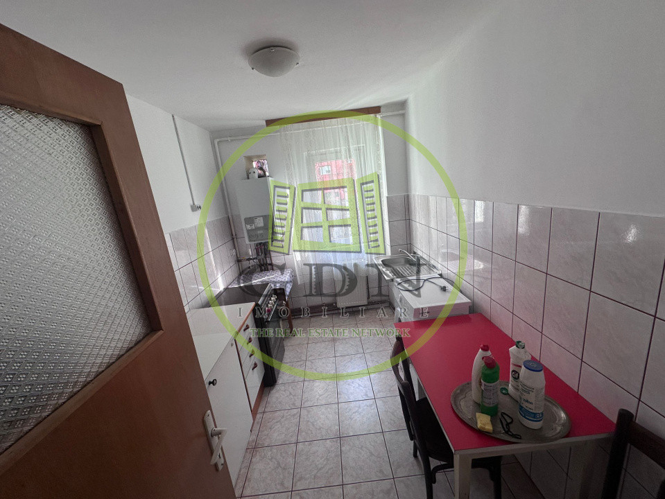 Apartament 2 camere- Zona Mihai Viteazu - 