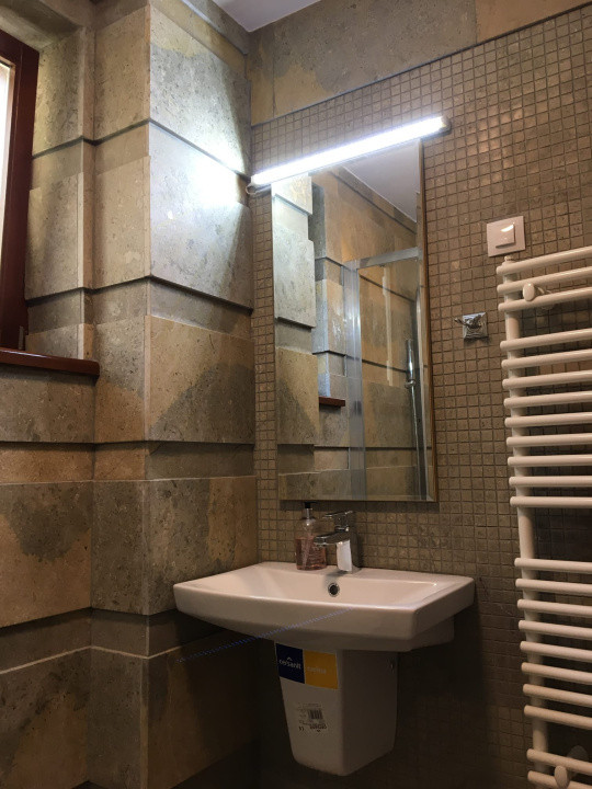 Închiriere apartament cu 3 cam., 100 mp., la casă, Zorilor