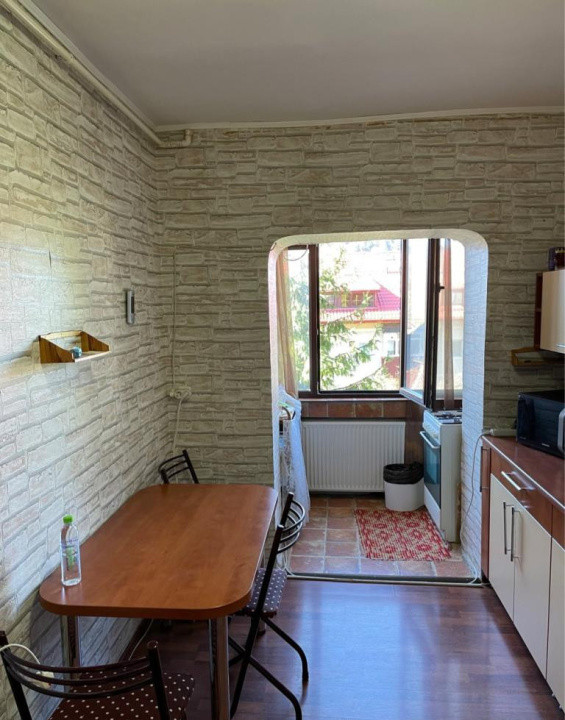 Apartament 3 camere – Etaj 1/3 – Predeal Zona Ursulețul