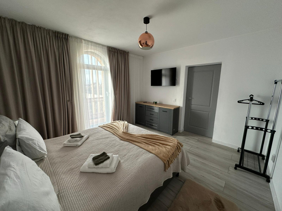 Casa 4 camere, 120mp, Carcea, zona Metro