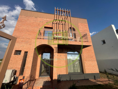 Casa 4 camere, 120mp, Carcea, zona Metro