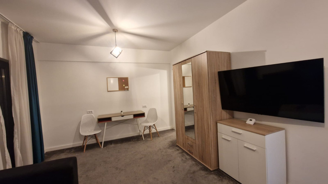 Garsoniera decomandata, 41mp, Centru, zona Piata Centrala