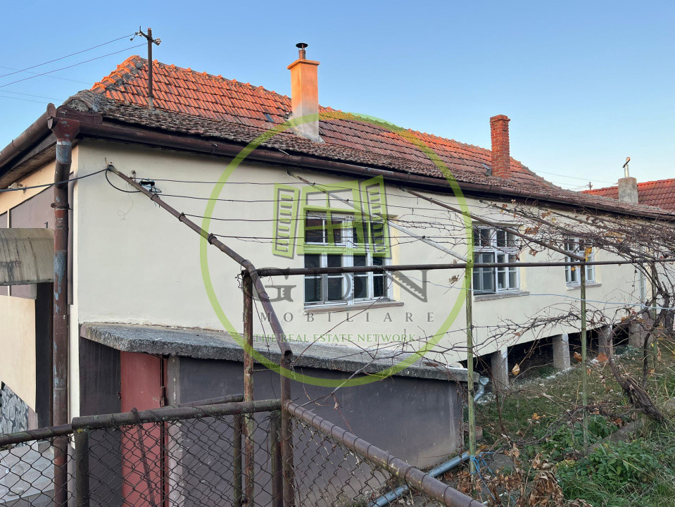 Casa 3 camere cu teren 1020mp, spre vanzare in Hamba Sura Mare SB