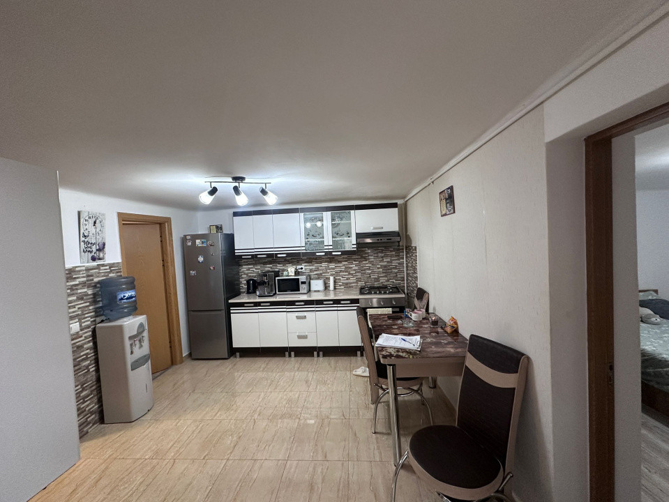 Casă individuală în zonă în dezvoltare – Gușterița