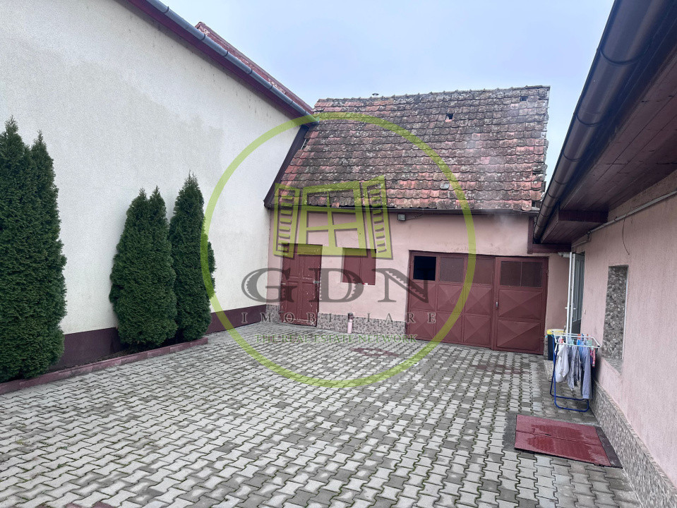 Casă individuală în zonă în dezvoltare – Gușterița