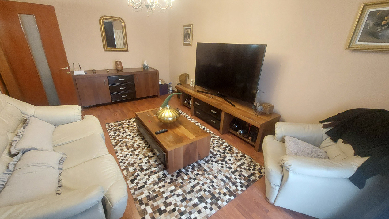Apartament 3 camere, 75 mp, etajul 1, Rovine zona Liceul Tudor Arghezi 