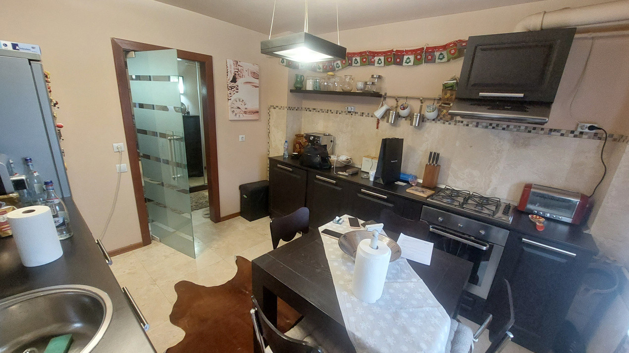 Apartament 3 camere, 75 mp, etajul 1, Rovine zona Liceul Tudor Arghezi 