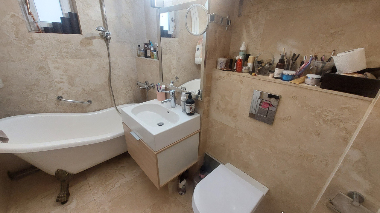 Apartament 3 camere, 75 mp, etajul 1, Rovine zona Liceul Tudor Arghezi 