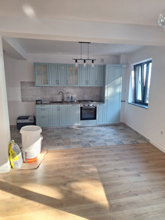 Închiriere casă nouă cu etaj și mansardă, 164 mp., Semicentral Gară