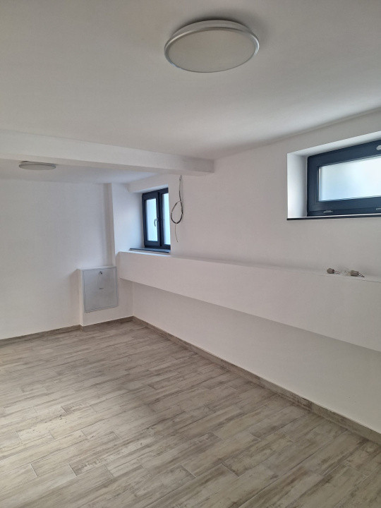 Închiriere casă nouă cu etaj și mansardă, 164 mp., Semicentral Gară