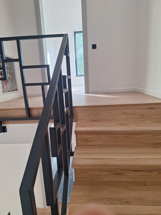 Închiriere casă nouă cu etaj și mansardă, 164 mp., Semicentral Gară