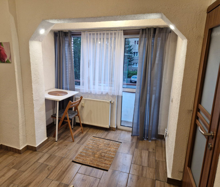 Garsonieră de închiriat – Centrul Civic, str. Toamnei