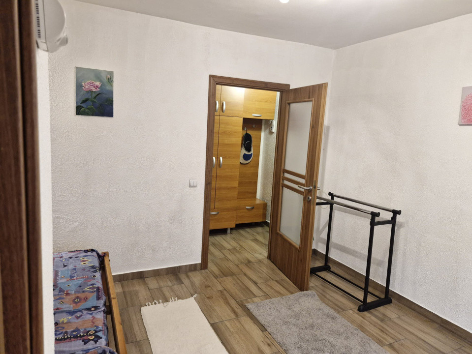 Garsonieră de închiriat – Centrul Civic, str. Toamnei