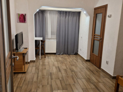 Garsonieră de închiriat – Centrul Civic, str. Toamnei