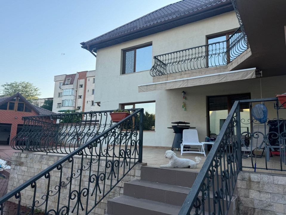 Casa D+P+1, 250 MP utili, 835 MP teren, Lapus Arges