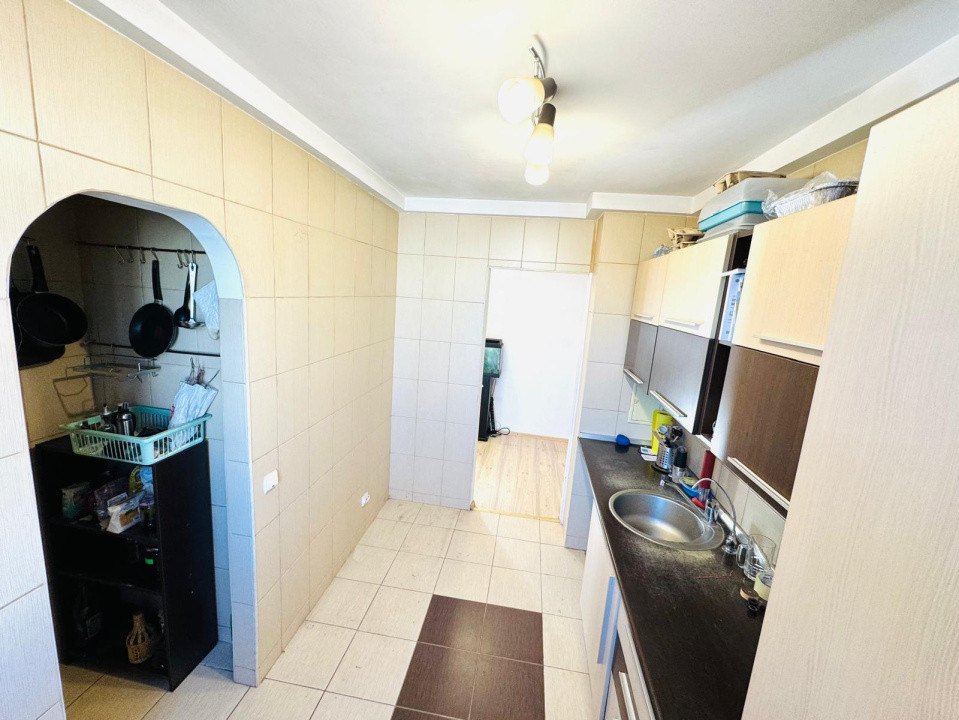 Apartament spațios și luminos VITAN, 200m metrou 1 Decembrie, str. Jean Steriadi