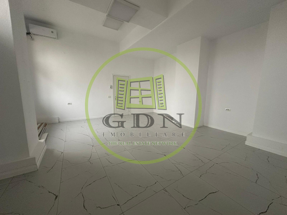 Spatiu comercial, 36 mp, cartier Centru, zona Teatrul Marin Sorescu