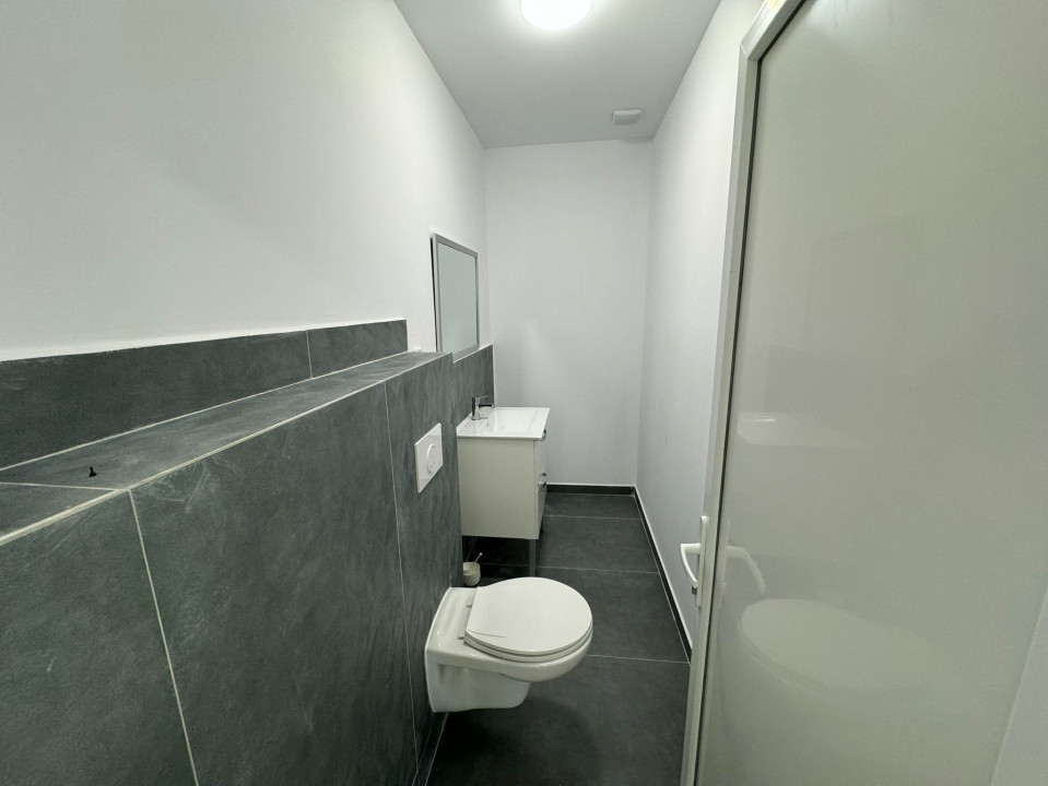 Spatiu de birou, 10mp, pretabil birou, Zona Teatrul National Marin Sorescu