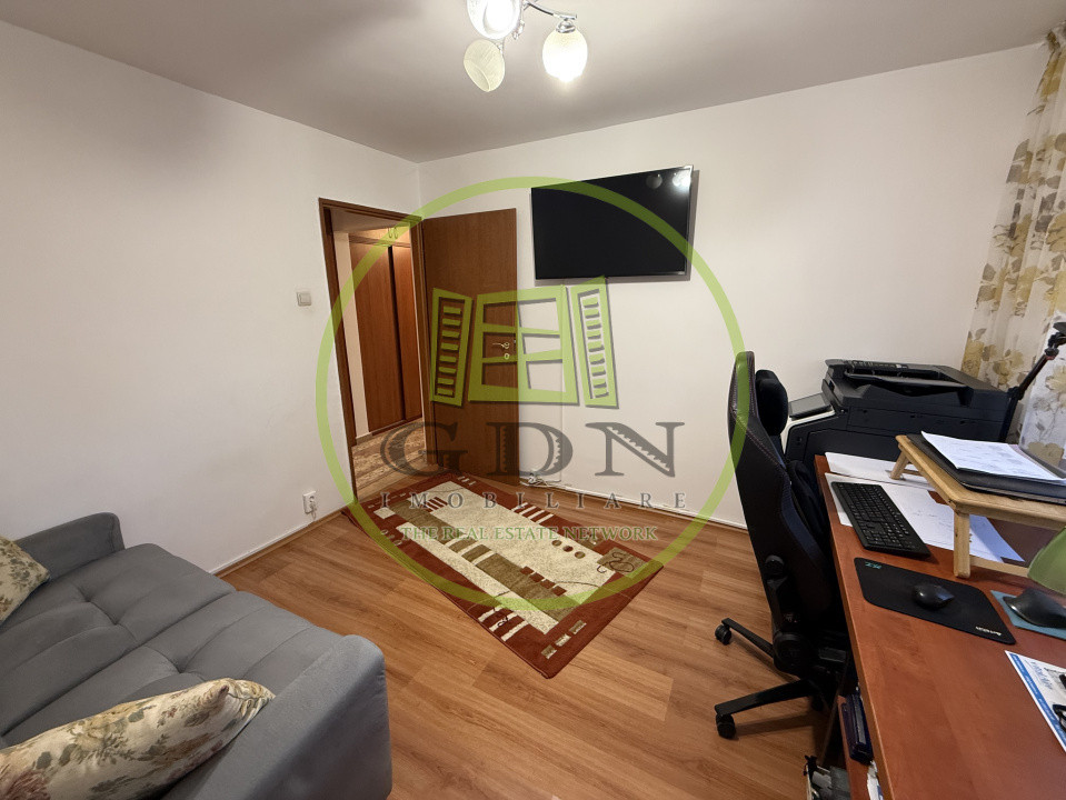 Apartament 4 camere, decomandat, 83mp, Sarari, zona Piscina Sânziana 