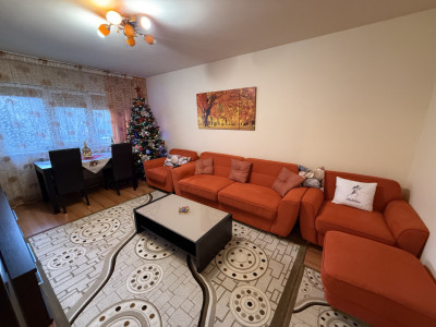 Apartament 4 camere, decomandat, 83mp, Sarari, zona Piscina Sânziana 