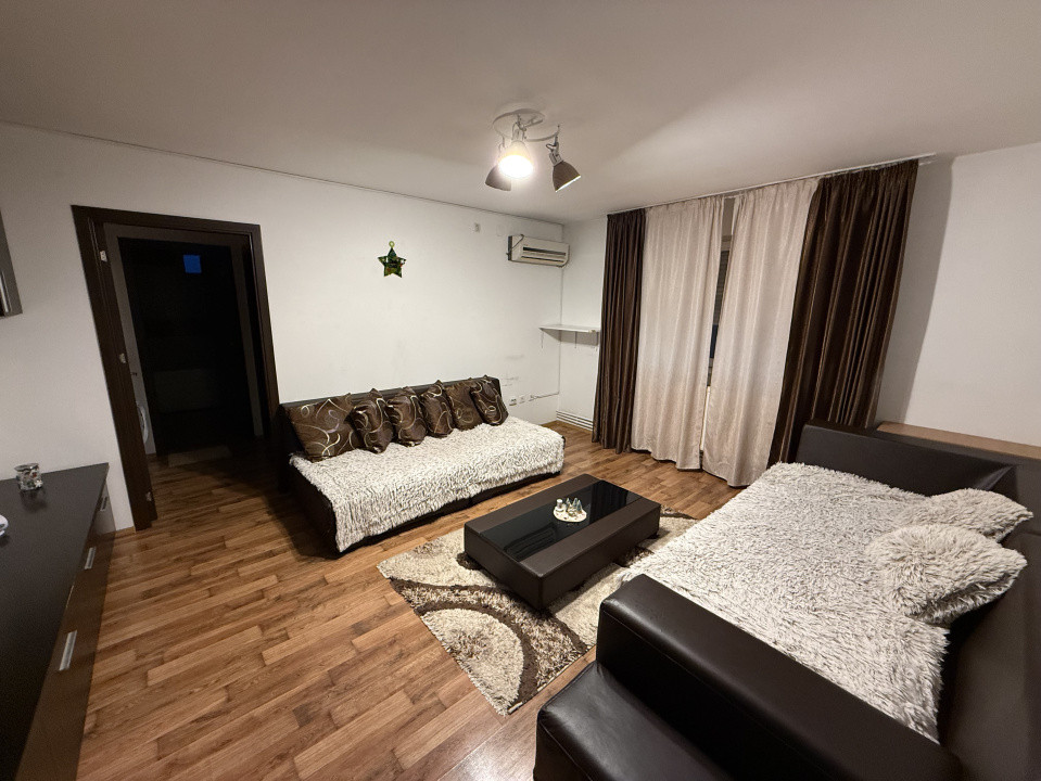 Apartament 2 camere, semidecomandat, 52mp, Rovine, zona Helmat. 