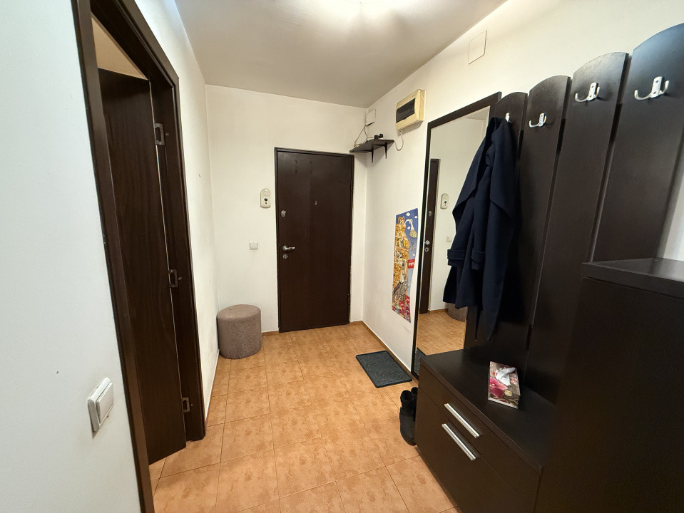 Apartament 2 camere, semidecomandat, 52mp, Rovine, zona Helmat. 