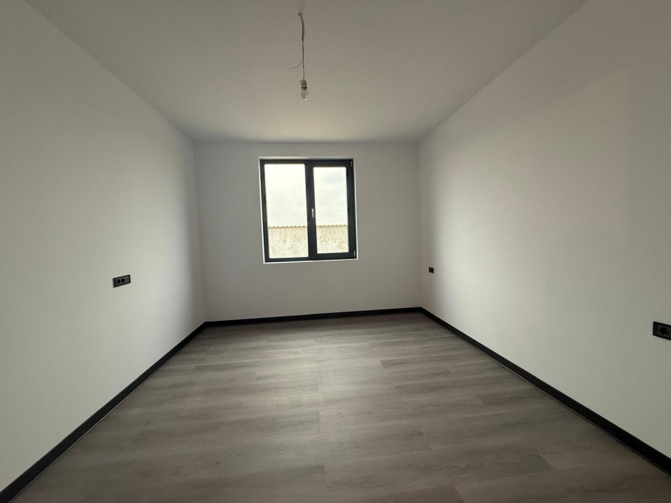 Casa parter, 379 MP teren, 84,4 MP utili, Craiova, cartier Brestei