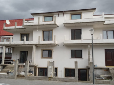 Duplex pe 3 niveluri, 6 camere, Selimbar