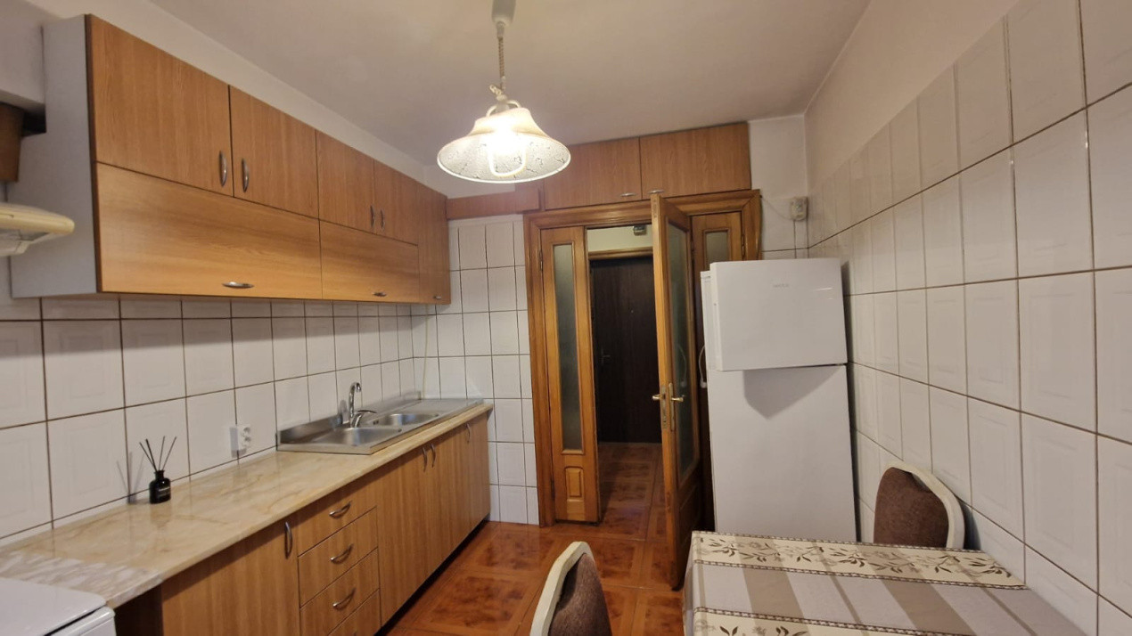 Apartament 2 camere, decomandat, 56mp, Calea Severinului, zona Promenada Mall