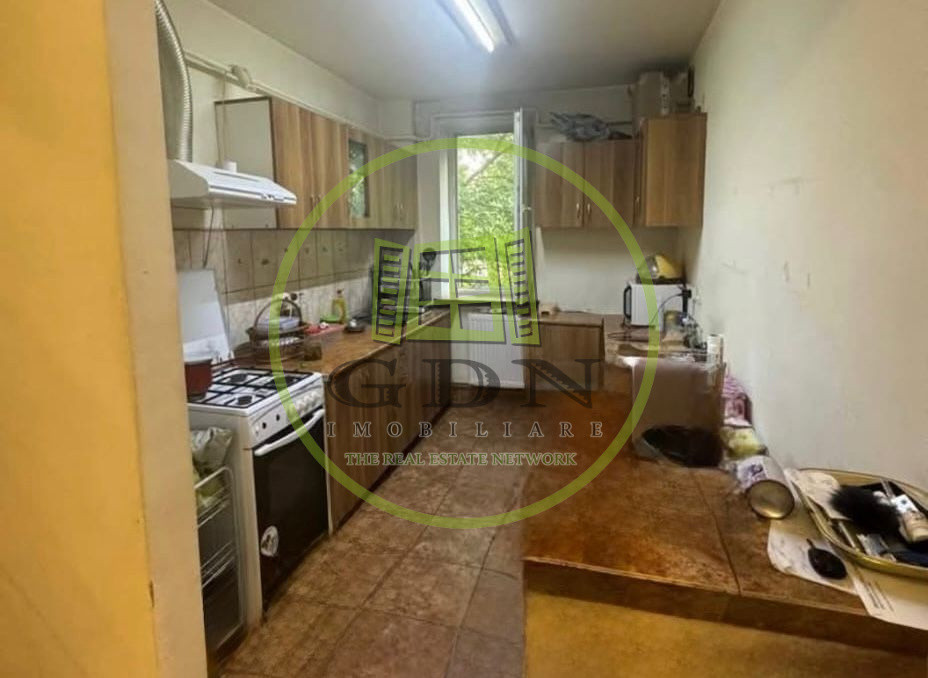 Apartament 2 camere, semidecomandat, 50,7 mp, Calea Bucuresti, zona Rotonda