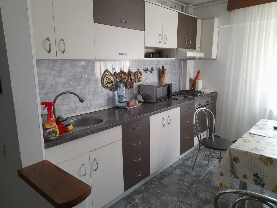Apartament 2 camere de vanzare  strada D-na Stanca  Fagaras jud. Brasov