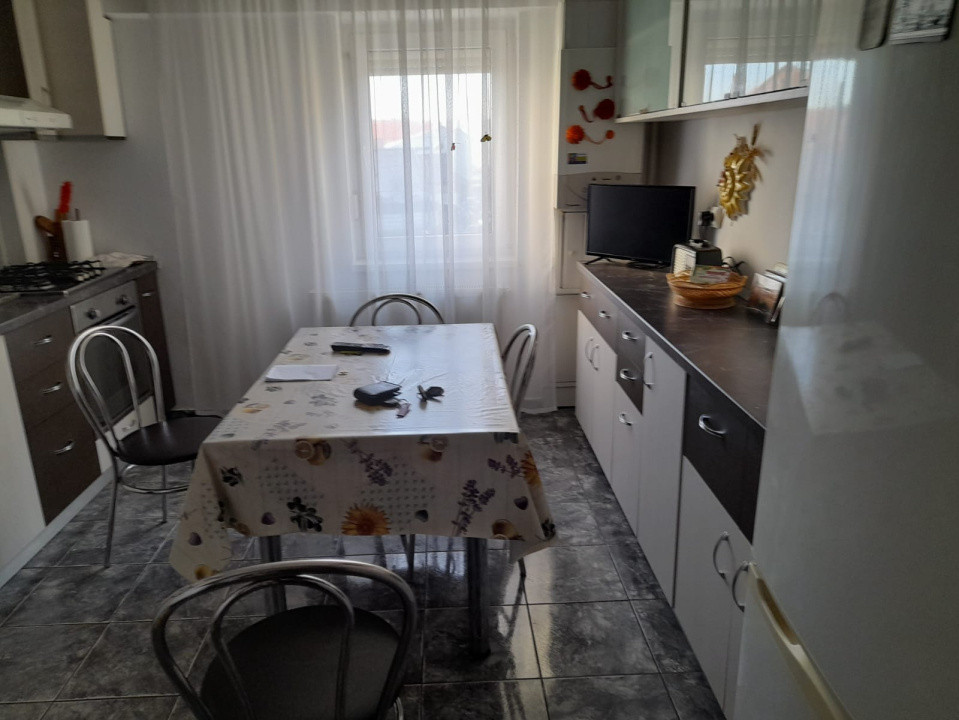 Apartament 2 camere de vanzare  strada D-na Stanca  Fagaras jud. Brasov