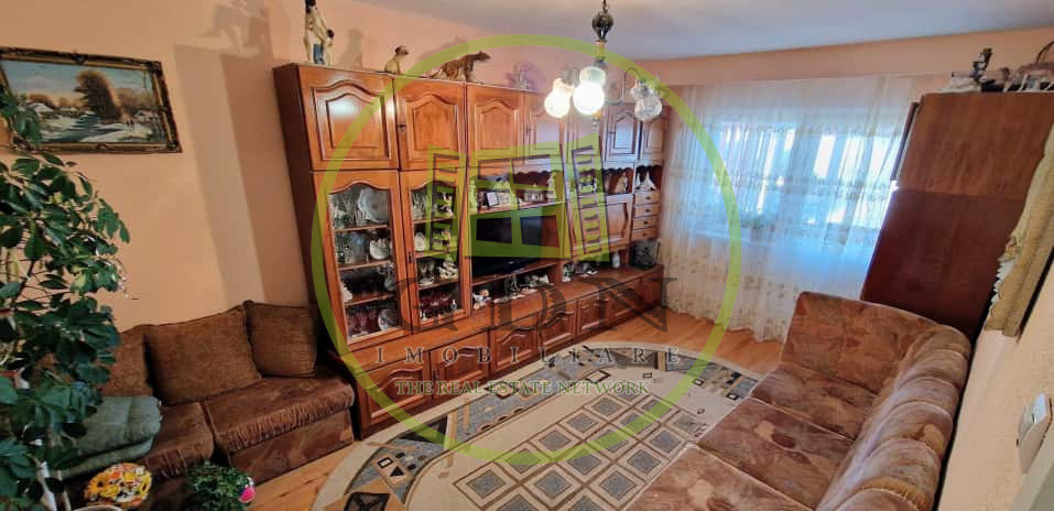 Apartament 3 camere -56mp cu 2 balcoane spre vanzare in Vasile Aaron