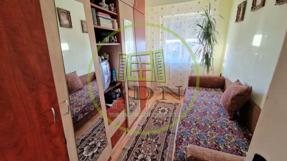 Apartament 3 camere -56mp cu 2 balcoane spre vanzare in Vasile Aaron