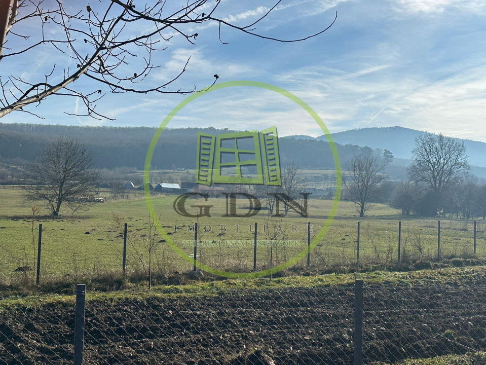 Teren intravilan 1100mp oportunitate spre vanzare in Rasinari