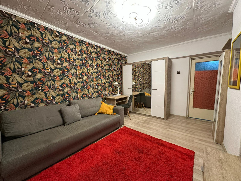 Garsoniera decomandata, 30mp, Centru, zona Teatru