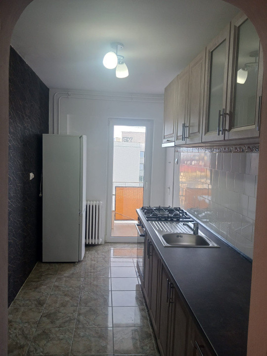 Apartament 3 camere-776mp spre inchiriere- BD Mihai Viteazu
