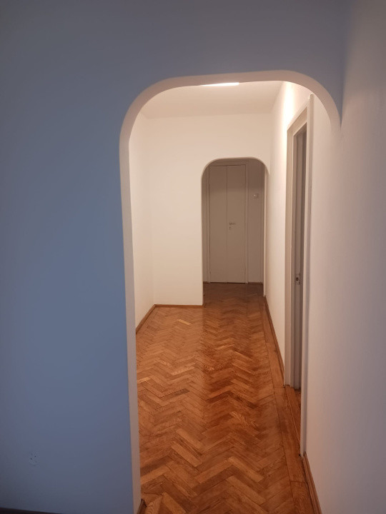 Apartament 3 camere-776mp spre inchiriere- BD Mihai Viteazu