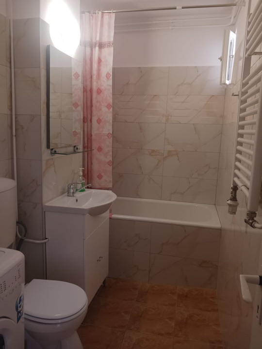 Apartament 3 camere-776mp spre inchiriere- BD Mihai Viteazu