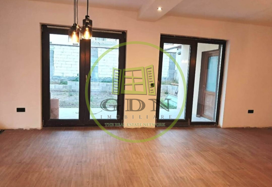 Casa 5 camere 160mputili,spre vanzare in Sura Mica