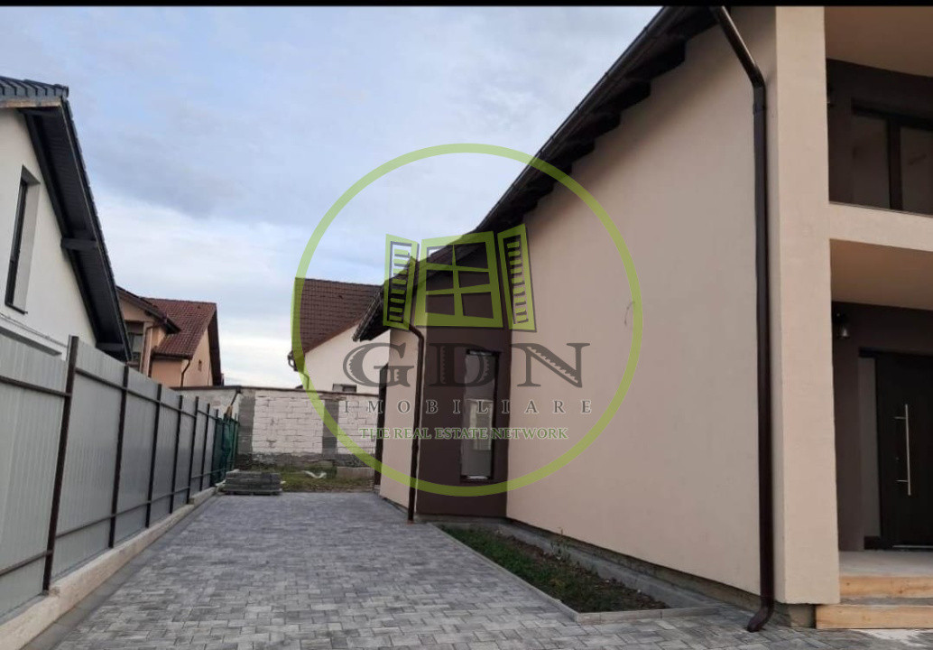 Casa 5 camere 160mputili,spre vanzare in Sura Mica