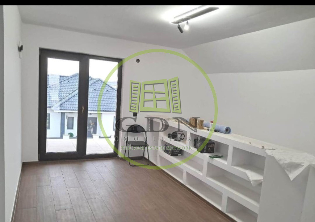 Casa 5 camere 160mputili,spre vanzare in Sura Mica