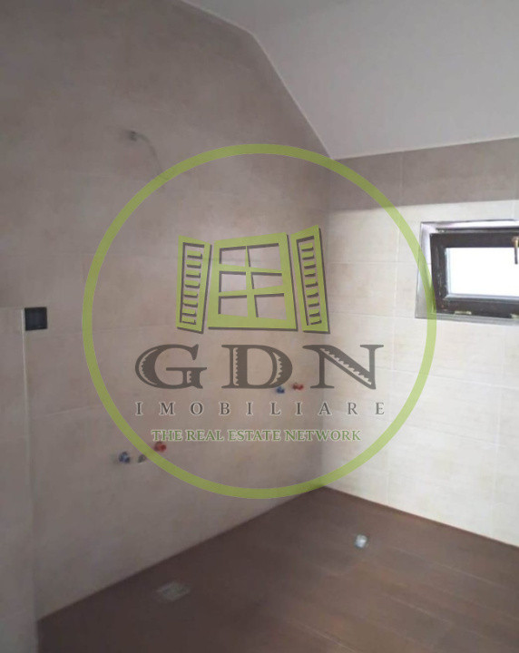 Casa 5 camere 160mputili,spre vanzare in Sura Mica