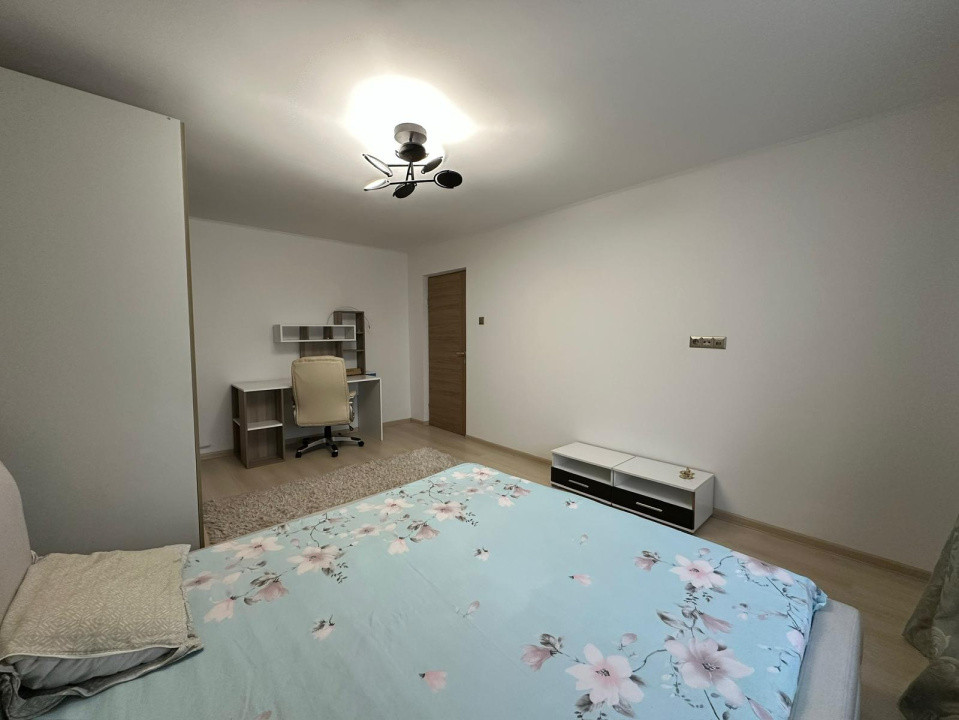 Apartament 4 camere, 84mp, cartier Sarari, zona Sanziana