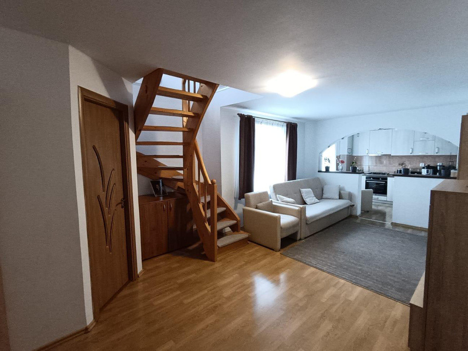 Apartament 2 camere 66mp  utili ,spre vanzare in Valea Aurie