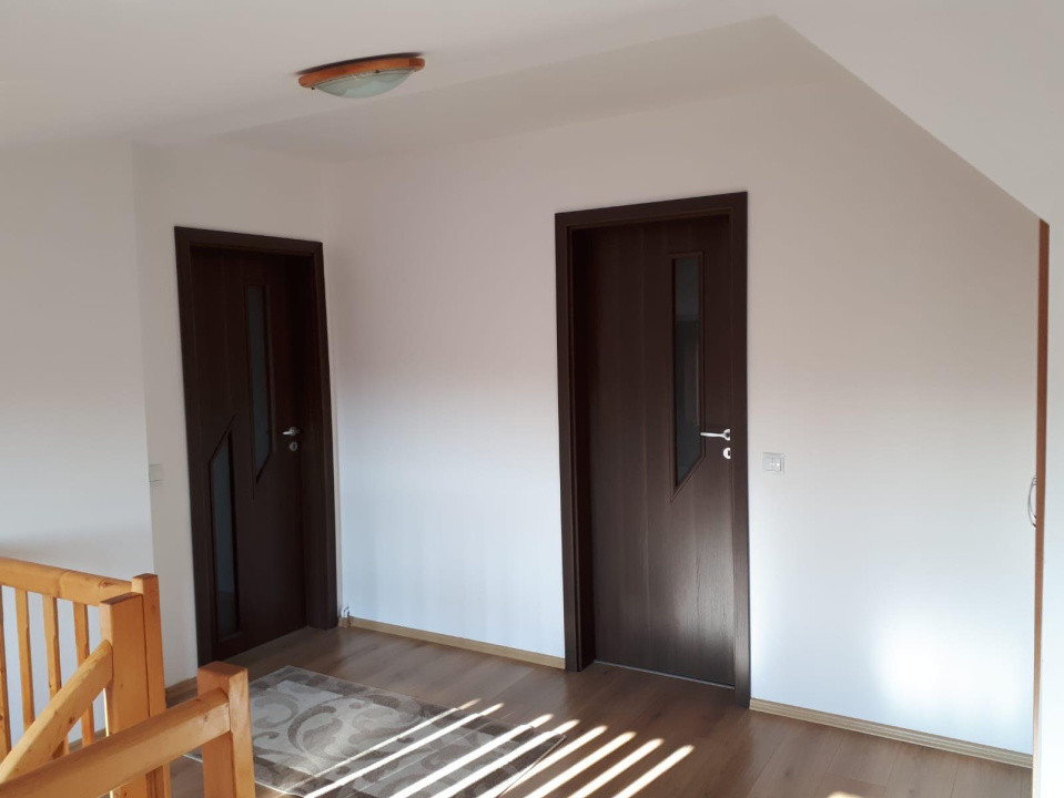Apartament 2 camere 66mp  utili ,spre vanzare in Valea Aurie