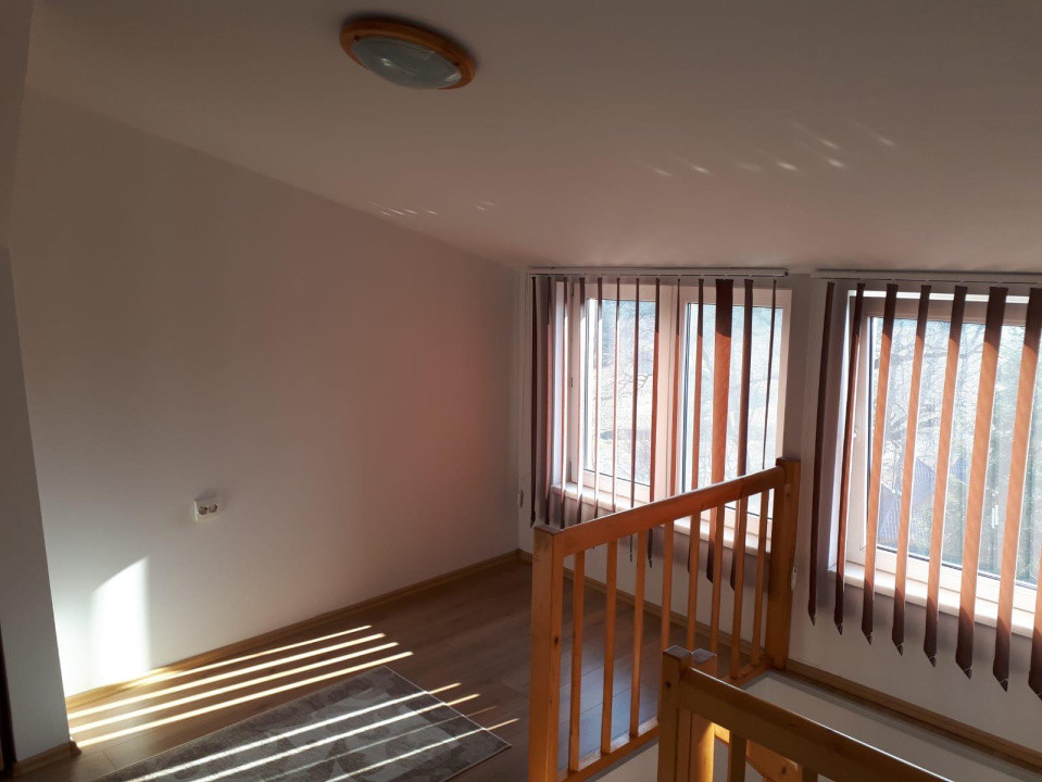 Apartament 2 camere 66mp  utili ,spre vanzare in Valea Aurie