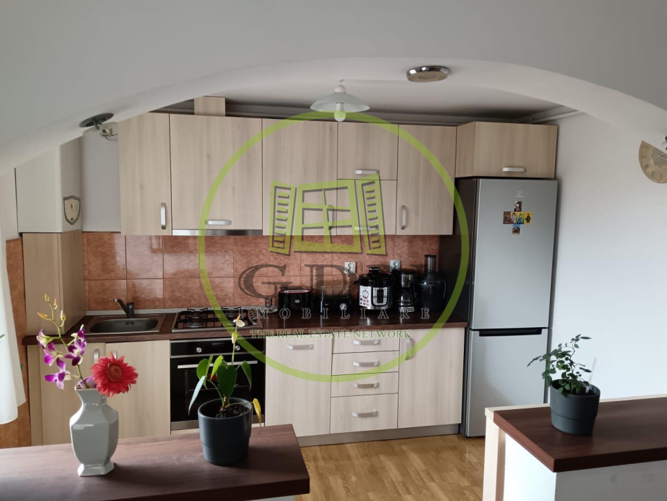 Apartament 2 camere 66mp  utili ,spre vanzare in Valea Aurie