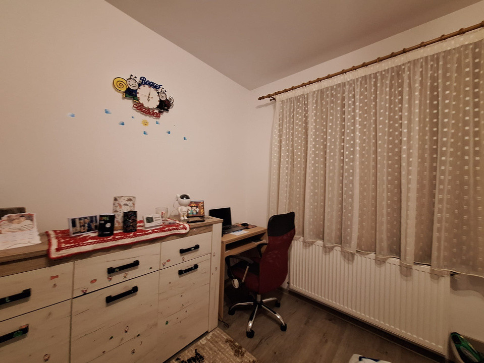 Oportunitate! Vânzare apartament cu 3 camere, 67 mp., Florești